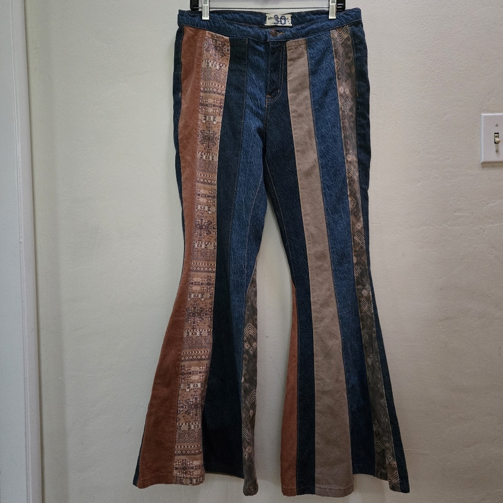 Free People We The Free Serena Low Rise Flare Patchwork Jeans - Picture 3 of 8